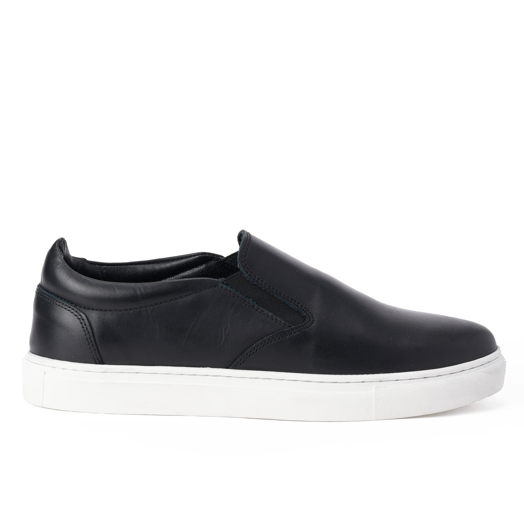 Brava Eclipse Black Sneaker - Buy1 Get1