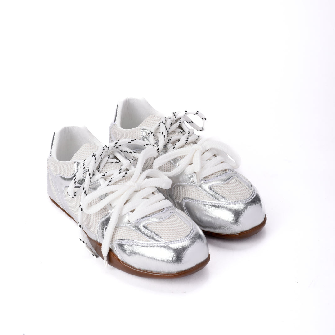 Hush 550 Sneaker -Leather Silvered Foam