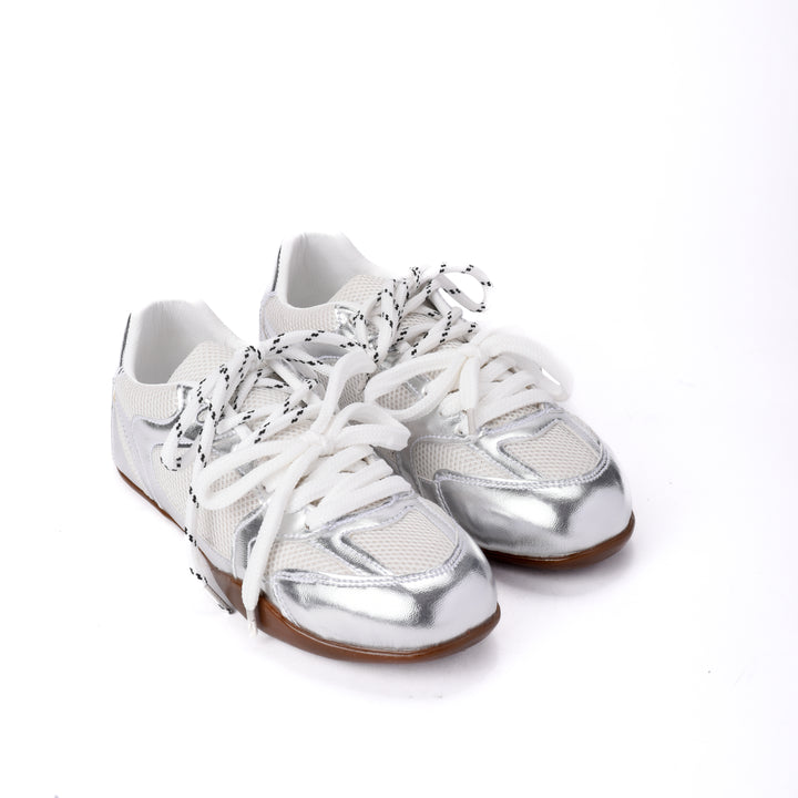 Hush 550 Sneaker -Leather Silvered Foam