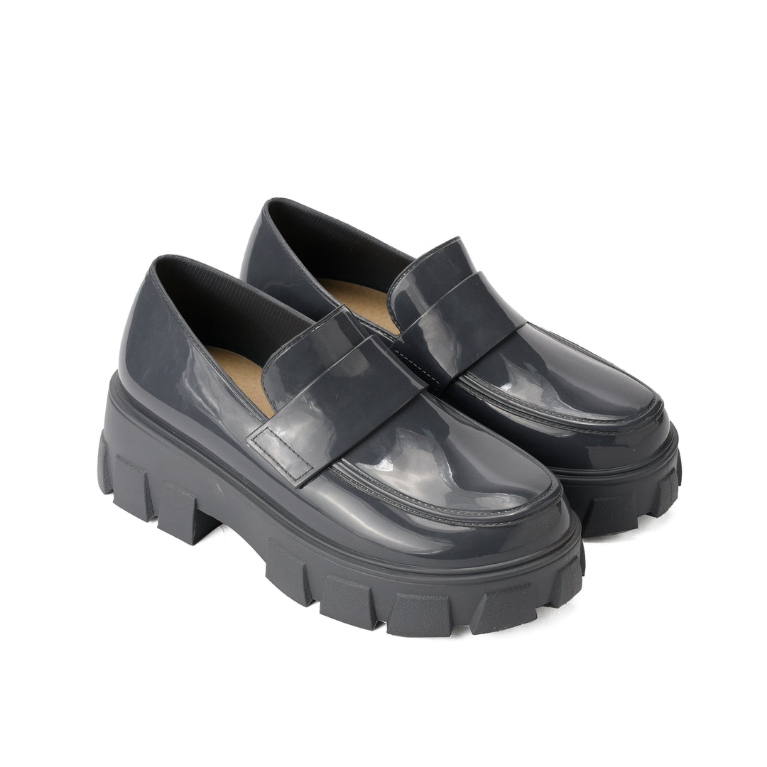 Brava Glossy Queen Loafer