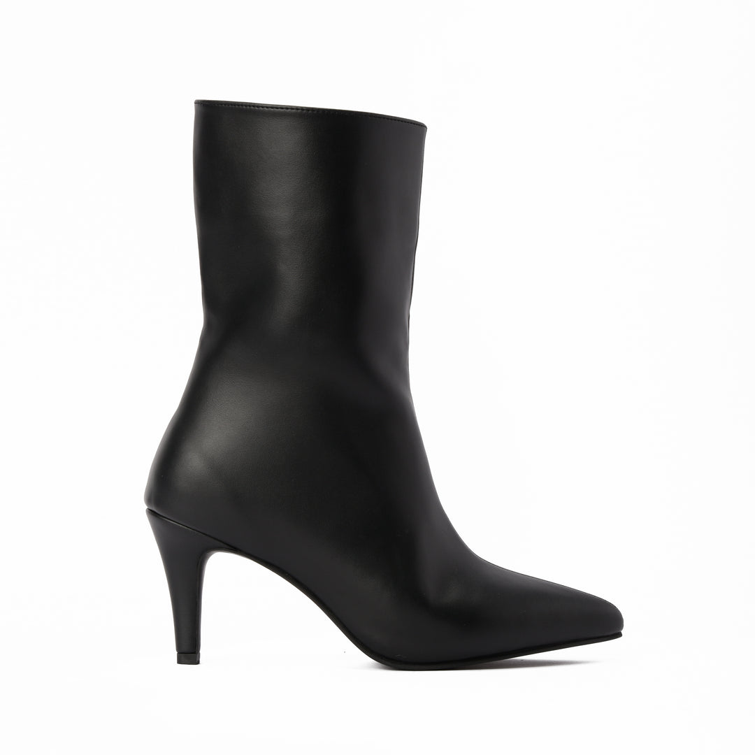 The Muse Pointed Mid Boot- Black