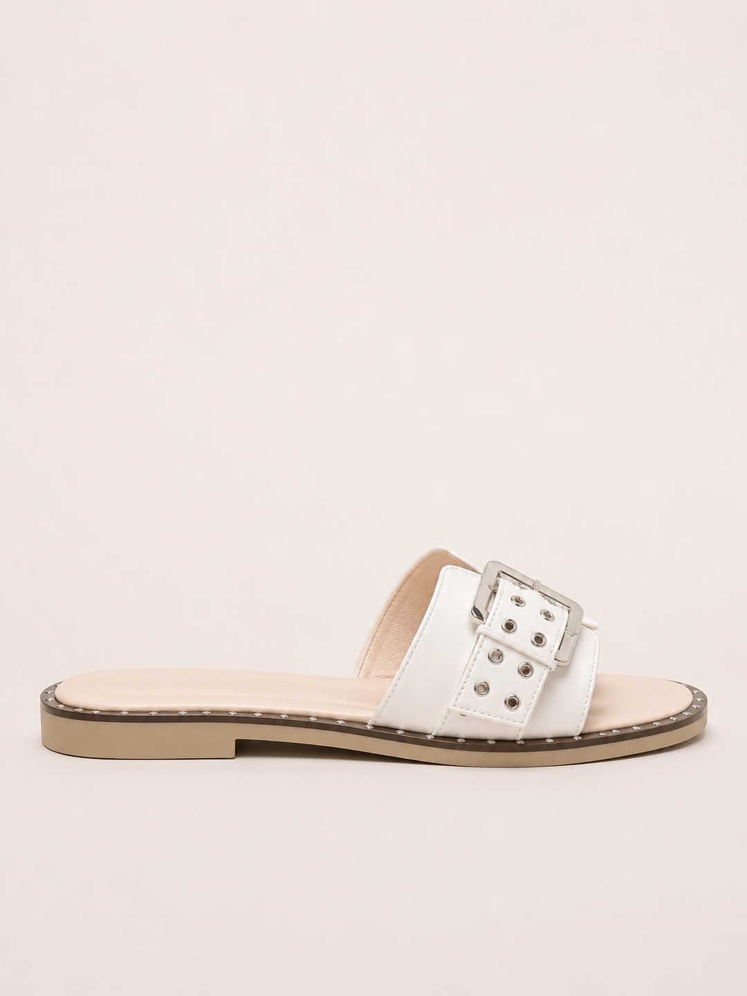 Brava Valeria Buckle Slides- White
