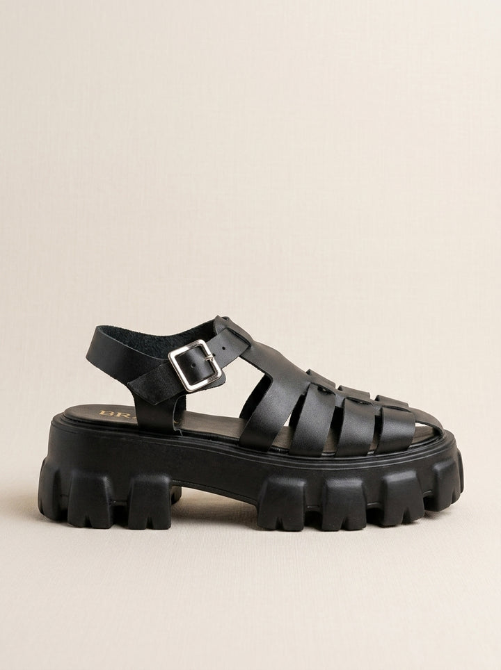 Brava Sienna Fisherman Sandals- Black