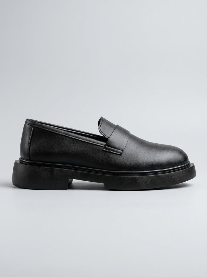 Brava Nero Loafers- Black