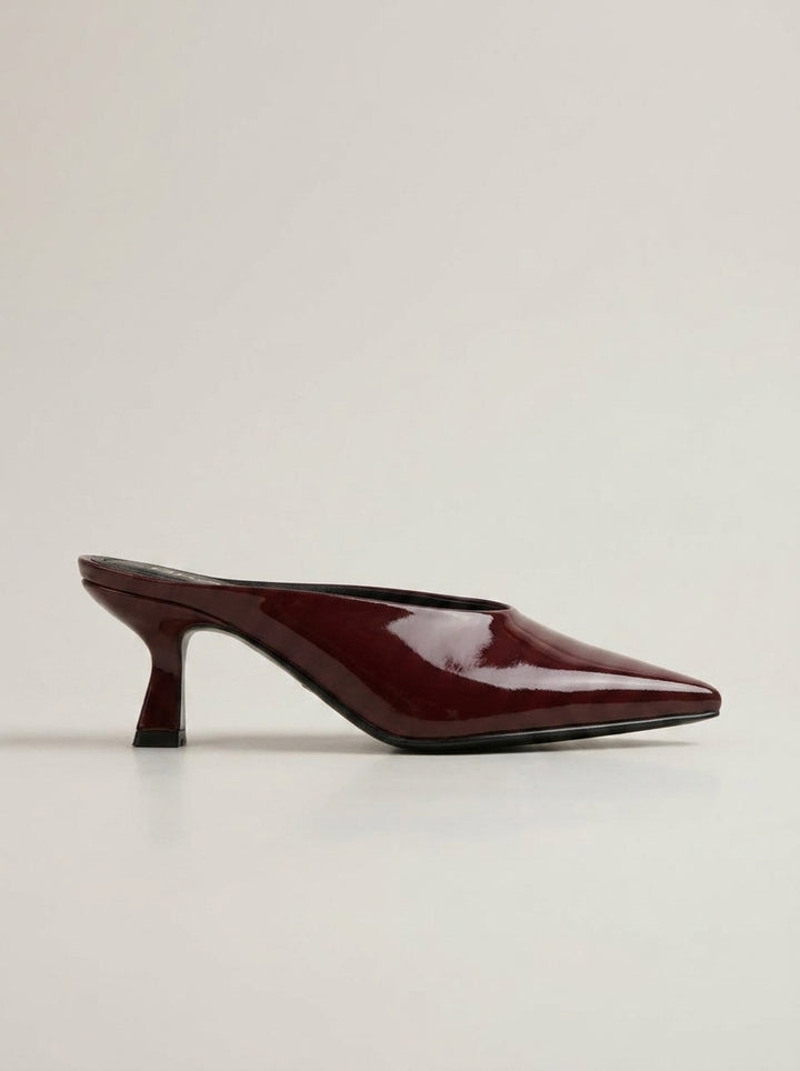 Brava Scarlett Mules- Maroon